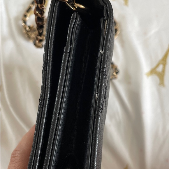 Bebe Black Quilted Crossbody Bag with Gold Chain - Picture 3 of 6